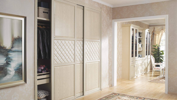 卧室衣柜放在窗户边风水好吗