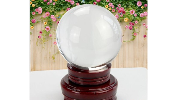 办公室放个水晶球摆件风水如何