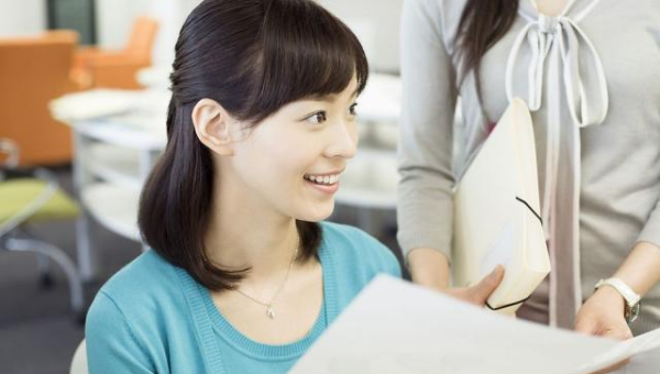 双鱼座适合从事化妆师职业吗？