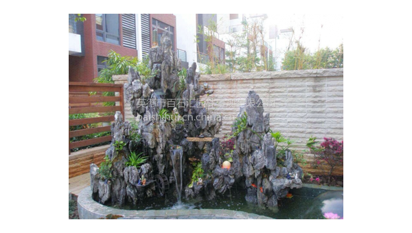 院子里堆假山风水好吗